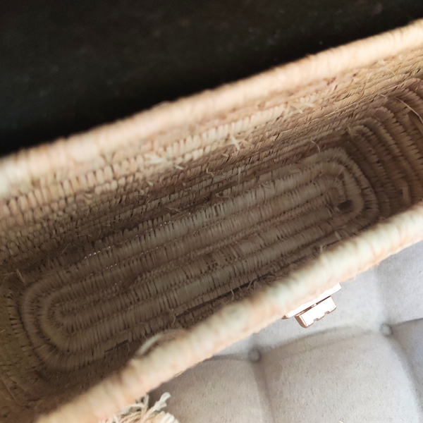 Sac à Bandoulière en Raphia avec Rabat en Cuir Naturel