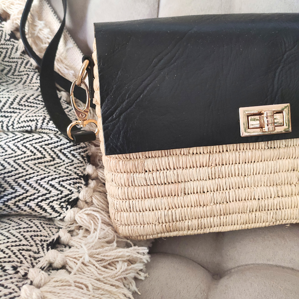 Sac à Bandoulière en Raphia avec Rabat en Cuir Naturel