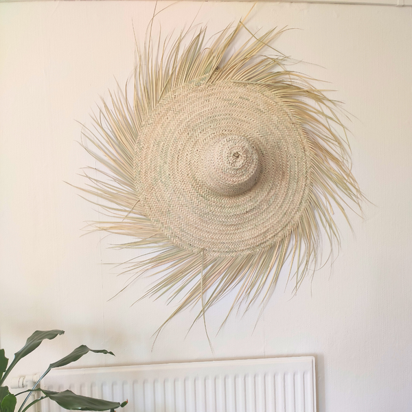 Chapeau Mural Frangé en Feuilles de Palmier