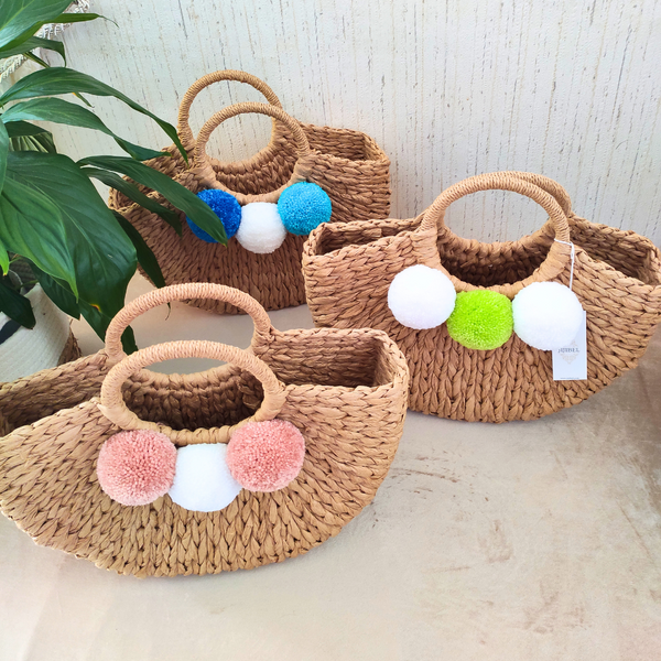 Sac en Papier Crocheté avec Pompons