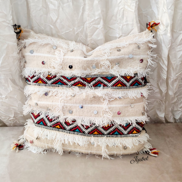 Coussin sequins blanc tissé et brodé à la main